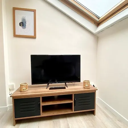 Lenova4 - Centre-ville - Tv - Wifi