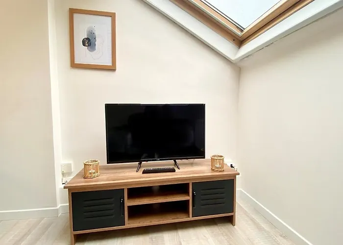 Lenova4 - Centre-ville - Tv - Wifi